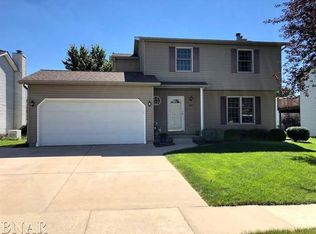 407 Stanhope Ln, Normal, IL 61761