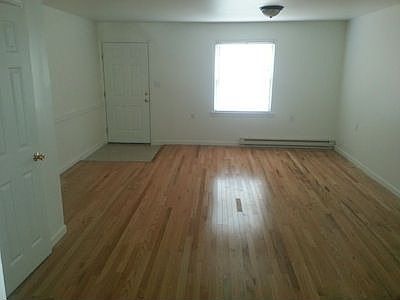 2nd image of 124 Monfredo St APT 2