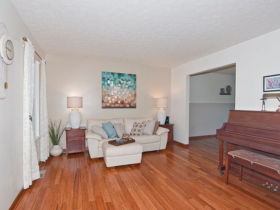 4th image of 6247 Penny Ln