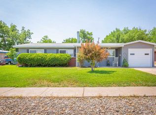1106 Princeton Dr, Roswell, NM 88203