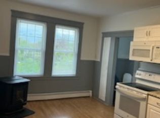 108 Mendon Rd FLOOR 2, North Smithfield, RI 02896
