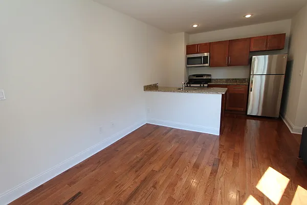 Rented by E and G Realty Group | media 27