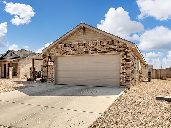 3rd image of 460 Staghorn Dr