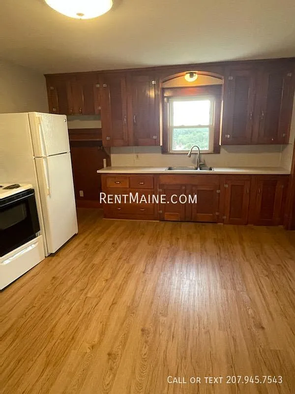 2 bed, $1,549 — Photo 1