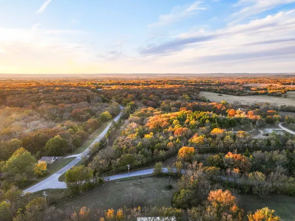 Conifer Rd, Okmulgee, OK 74447