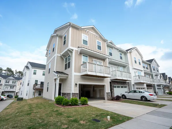 1035 Diamond Dove Ln, Apex, NC 27502