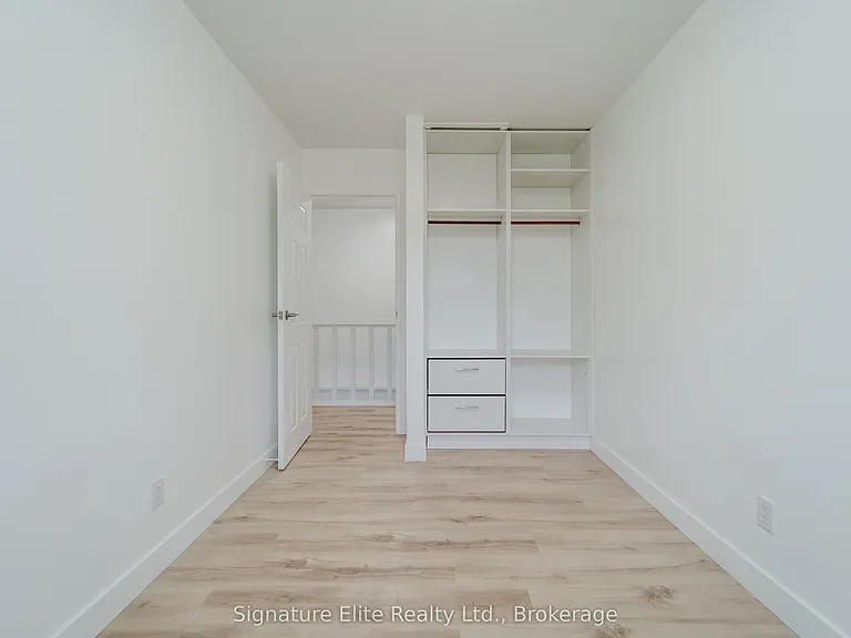 1118 Aire Pl — Photo 18