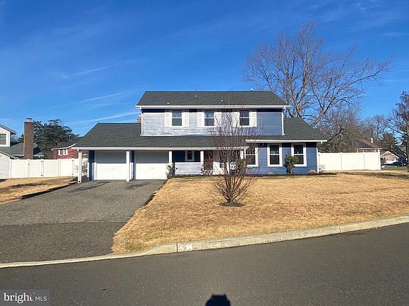 3rd image of 9 Birch Ct