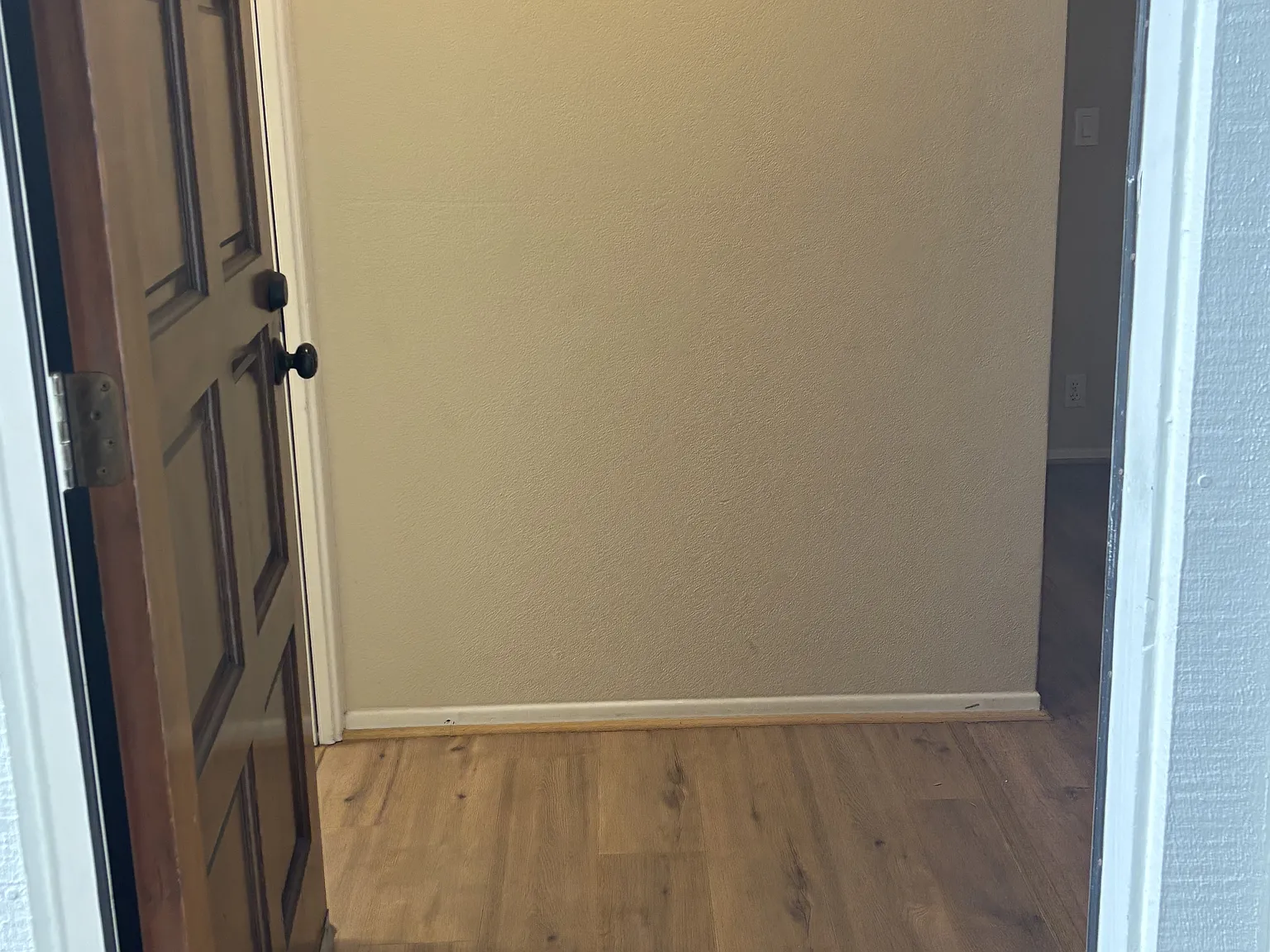 1 bed, 900 sqft, $3,000 — Photo 2
