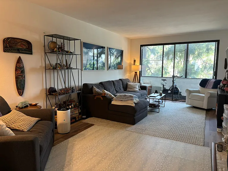 310 Tahiti Way #204 — Photo 25