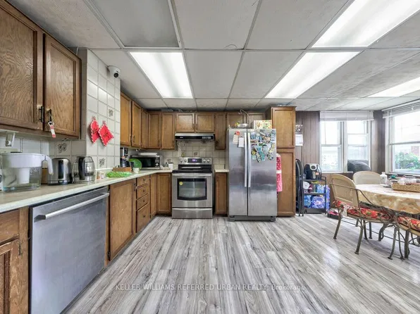 13 Teston Blvd, Toronto, ON M6N 4R9