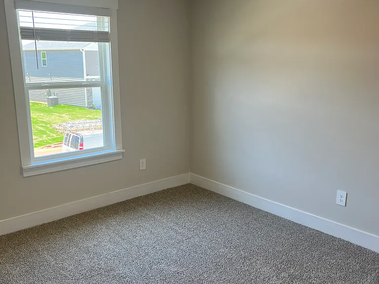 920 Burghley Cir — Photo 19