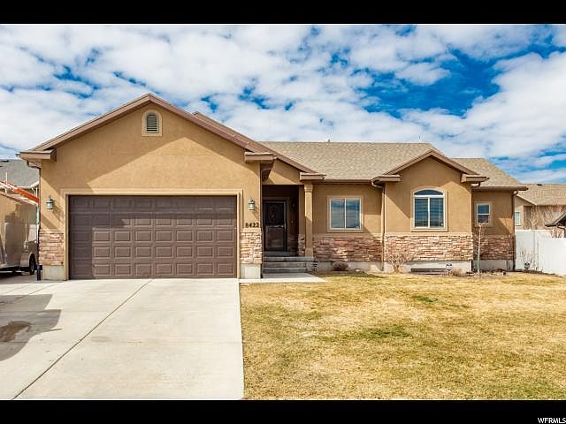 1st image of 8422 S Snow Canyon Dr