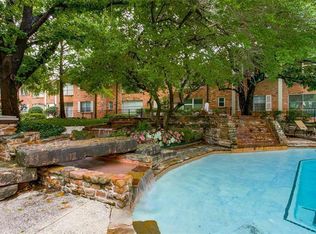 3016 Mahanna Springs Dr APT D, Dallas, TX 75235