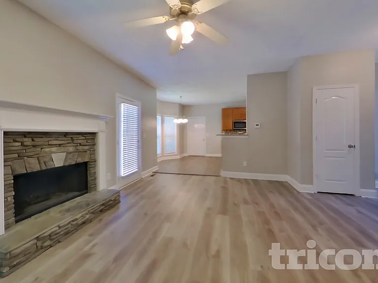 251 Indian Lake Trl — Photo 3