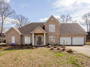 1702 Woodside Dr, Muscle Shoals, AL 35661