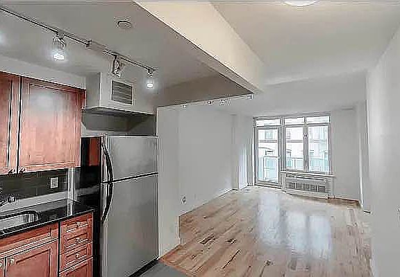 2nd image of 196 Stanton St APT 6B