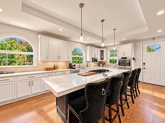 3rd image of 309 Granite Springs Road