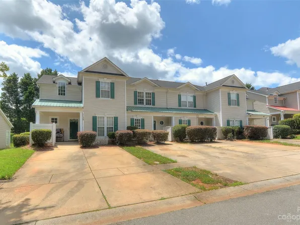 1134 Phil Oneil Dr, Charlotte, NC 28215