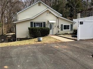 311 3rd Rd, Wappingers Falls, NY 12590