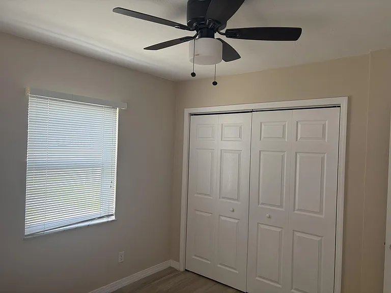 213 NE Prima Vista Blvd — Photo 6