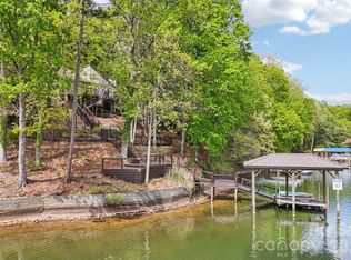16118 Tana Tea Cir, Tega Cay, SC 29708