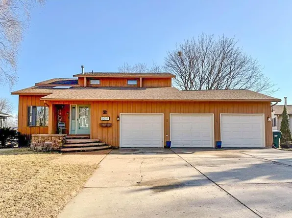 3017 2nd Ave NW, Willmar, MN 56201