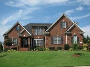 575 Verdae Dr, Spartanburg, SC 29301