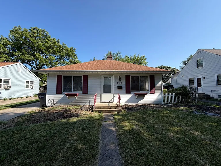 310 Pasadena Blvd — Photo 1