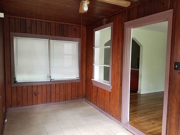 2nd image of 2472 Ellington Ave
