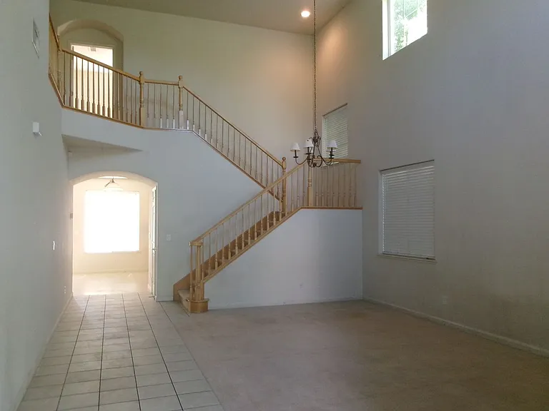10308 Galveston Way — Photo 4