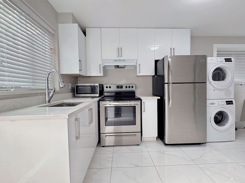 1st image of 4115 Oxford St #Basement