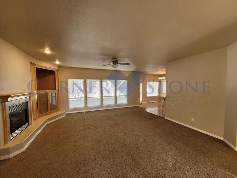 4042 W Harbor Point Dr — Photo 3