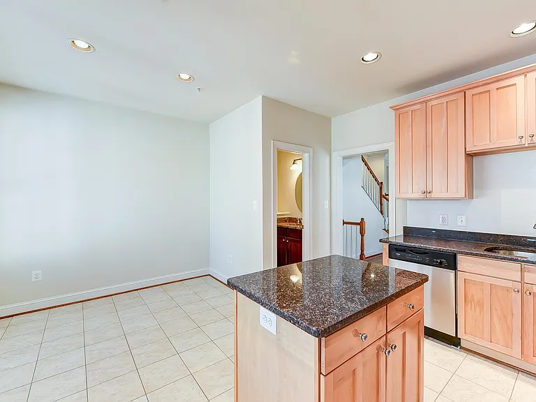 4610 Wilson Blvd — Photo 12