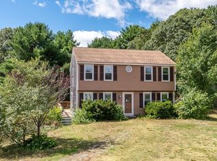 12 Brandeis Ln, Plymouth, MA 02360