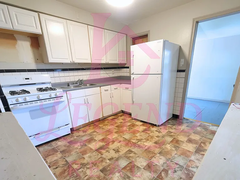 10413 Ewell Dr — Photo 9