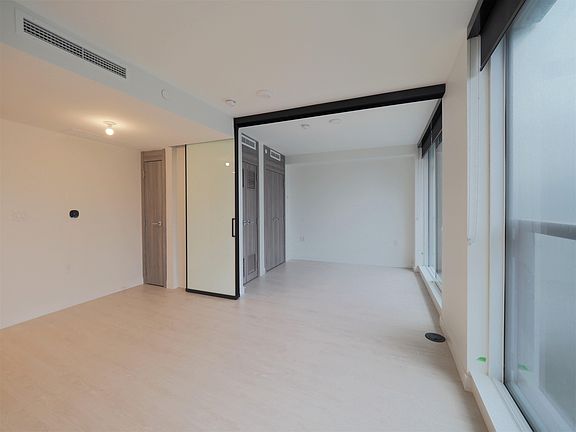 5th image of 1768 Cook St #801
