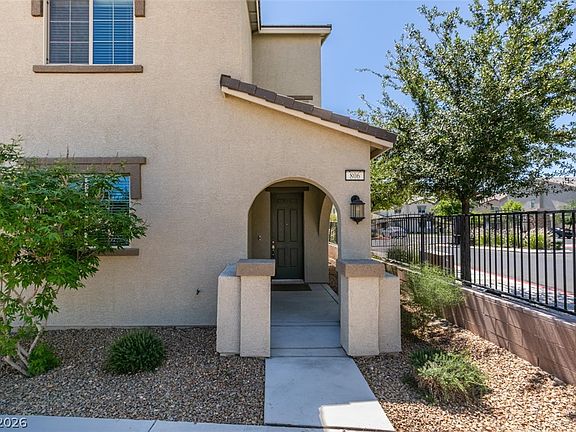 2nd image of 806 Star Estates Ave