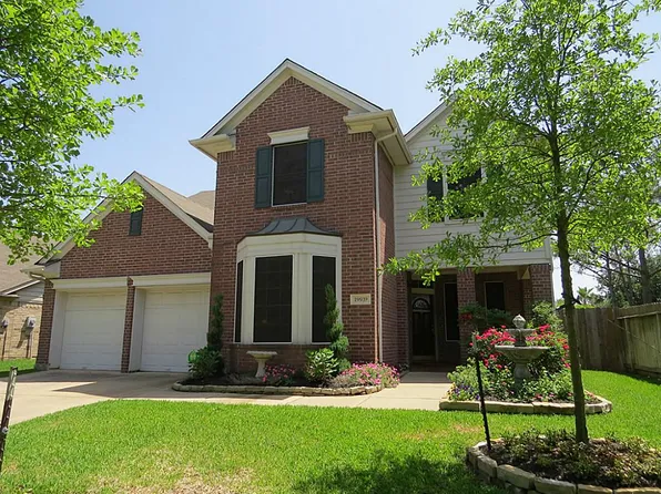 19939 Maple Village Dr, Cypress, TX 77433