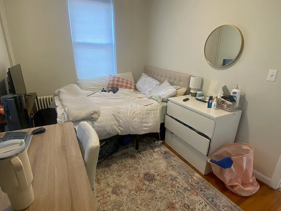 92 Endicott St #2