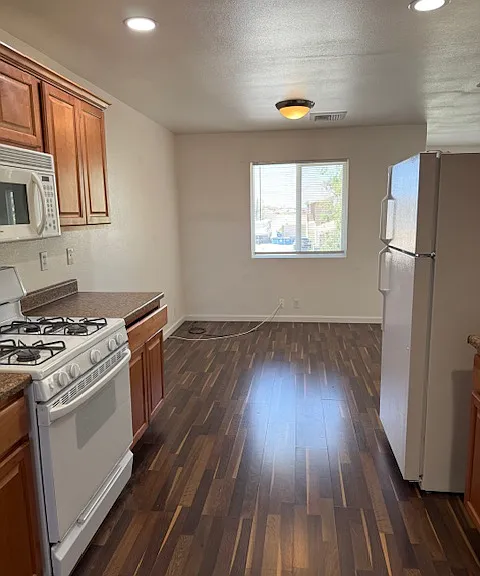 1532 N Erwin St #C — Photo 10