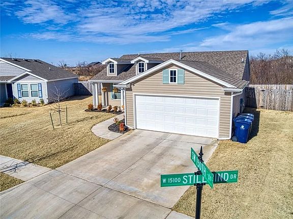 2nd image of 15105 Stillwind Dr