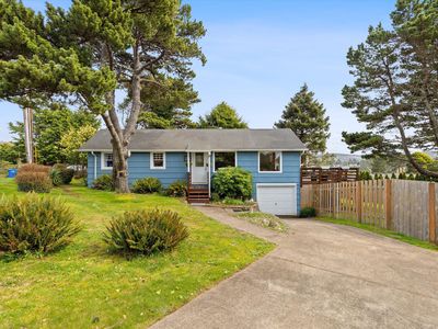 1736 NE 11th St, Lincoln City, OR, 97367