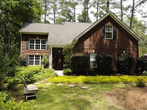 1st image of 71 King Charles Cir