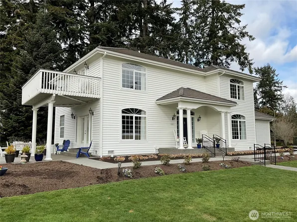 8181 Pristine Beach Lane SE, Port Orchard, WA 98367