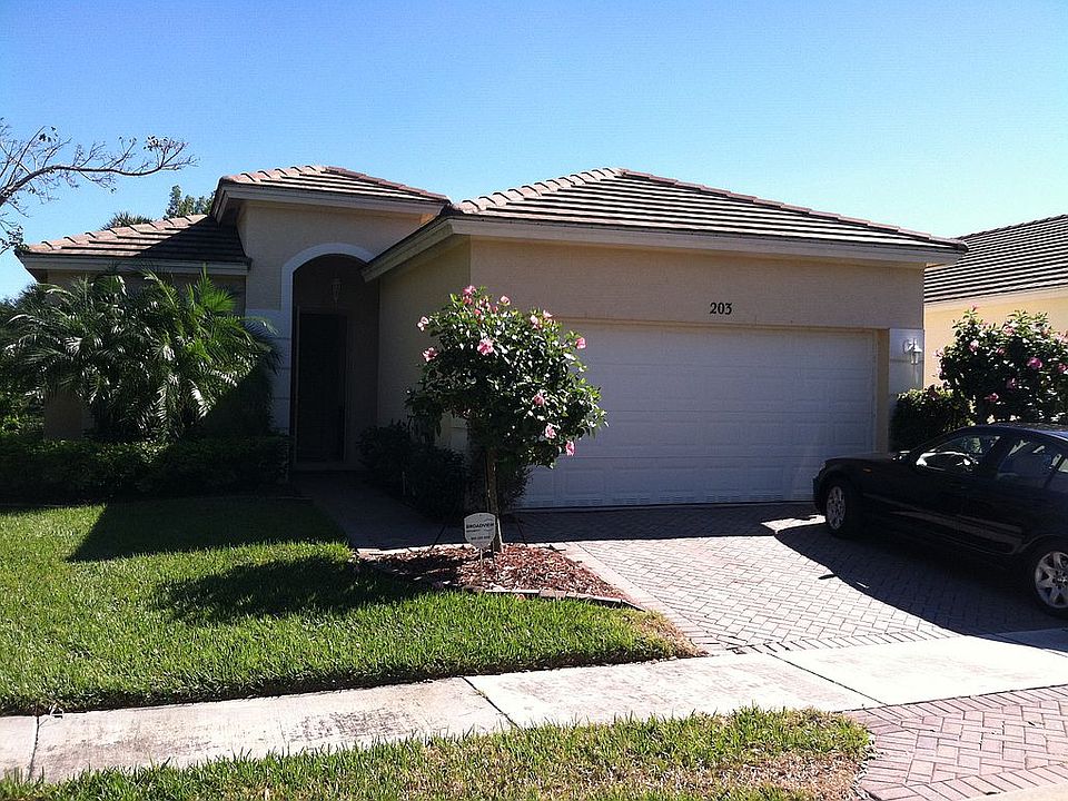 1st image of 203 SW Deleon Springs Dr