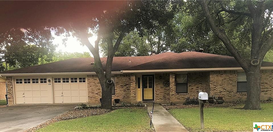 1st image of 1326 Tulip Ln