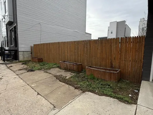 1922-24 E Cumberland St, Philadelphia, PA 19125