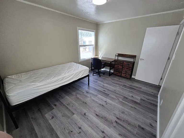 650 Dave Brubeck Way #4B — Photo 8