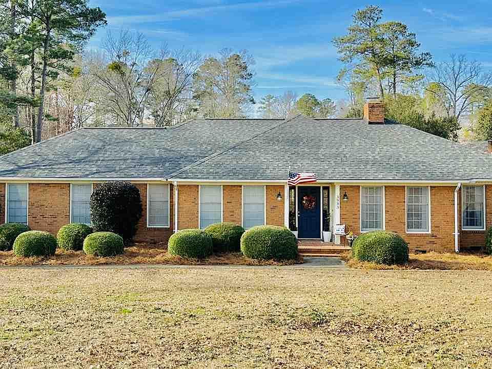 1st image of 3933 Lake Oakdale Dr